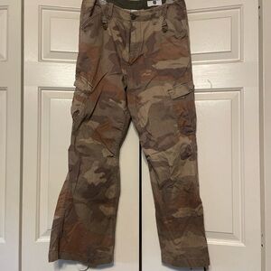 GAP Brown Tan Cargo Pants Durable Outdoor Wear